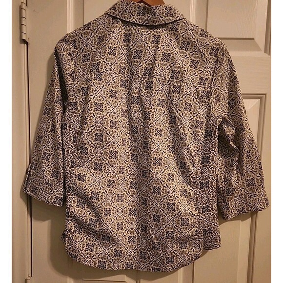 NWOT Croft  Barrow Womens Geo XS Button Up Top Collar Black White 3/4 Sleeve - Picture 8 of 8